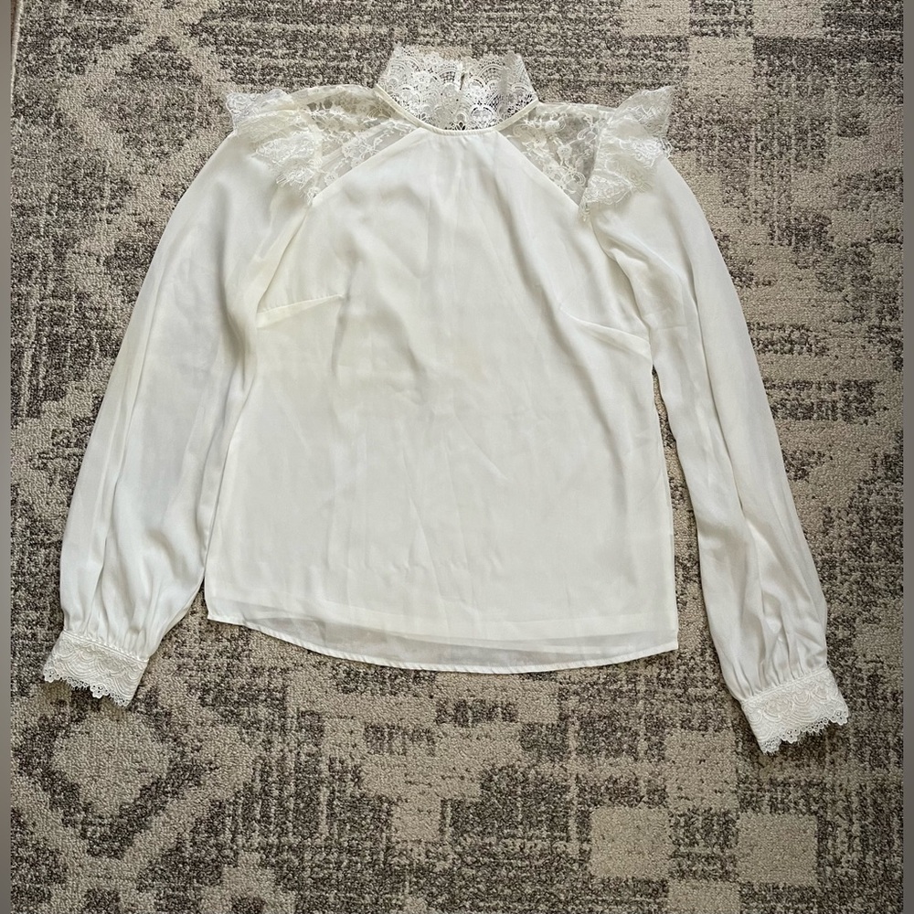 White Lace Ruffled Long Sleeves Blouse Size 6